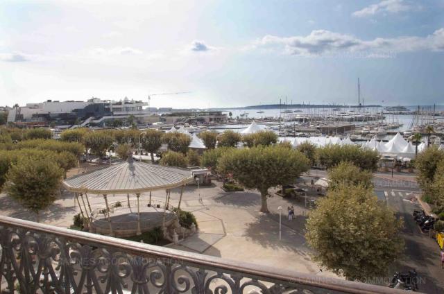 Location appartement Régates Royales de Cannes 2024 J -142 - Exterior - Carrousel 4
