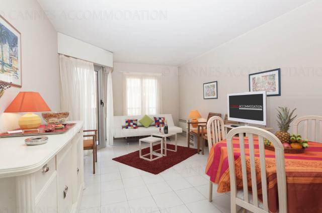 Location appartement Tax Free 2024 J -148 - Hall – living-room - Lemoine